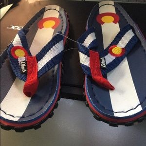 Unisex flip flops